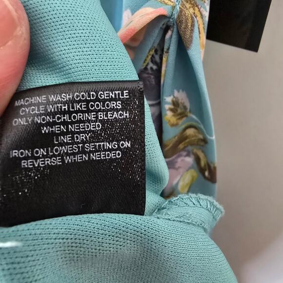 Trixxi Floral Sundress Belt Faux Wrap Lined Feminine NWT Size XL - Picture 6 of 11